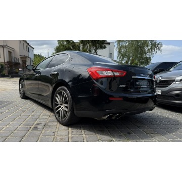 Maserati Ghibli  Sedan/Limuzyna 2017,  3.0 benzyna, automat - Na sprzedaż za 89 900 zł - Gdynia - zdjęcie 7