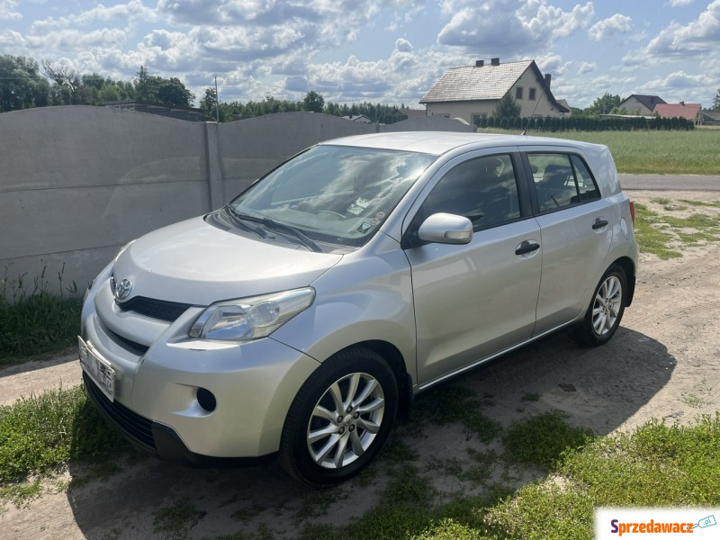 Toyota Urban Cruiser  Hatchback 2013,  1.3 benzyna - Na sprzedaż za 10 000,00 zł - Zagórów
