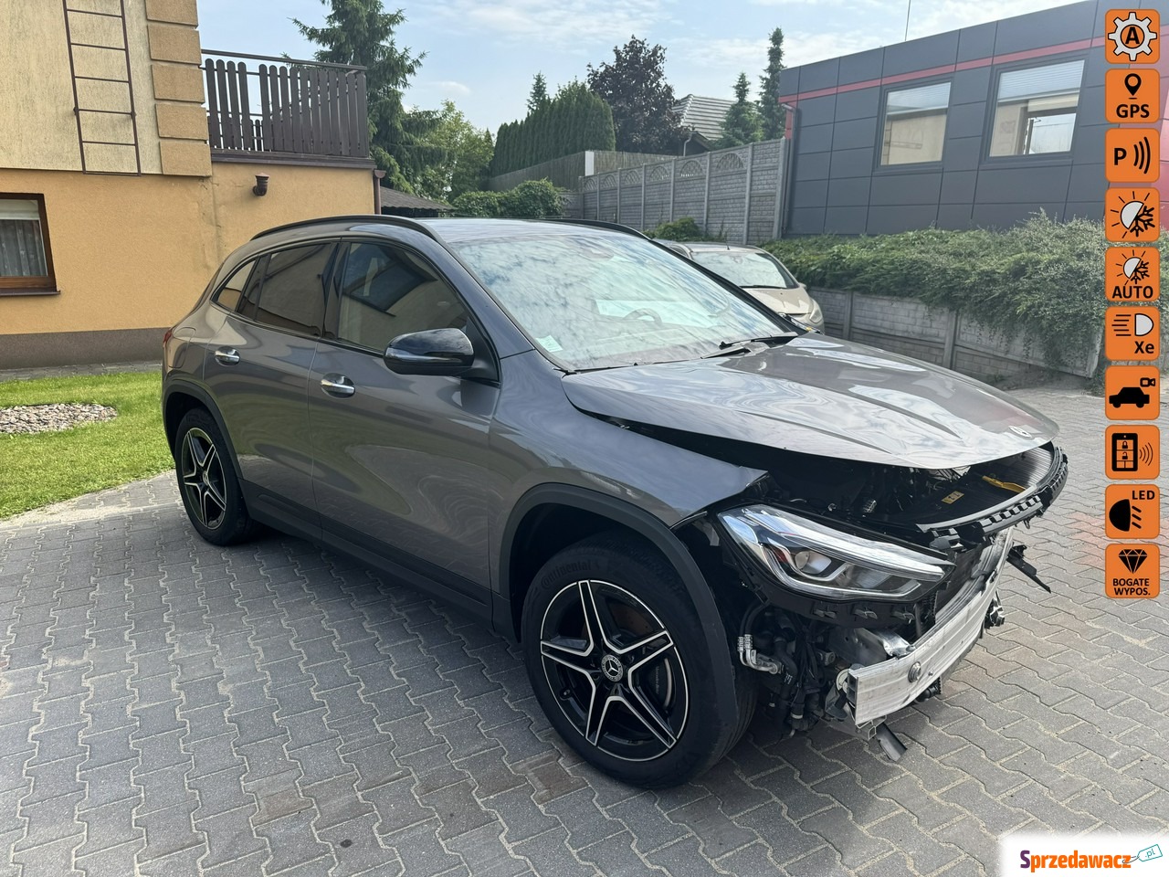 Mercedes - Benz GLA-klasa 2023