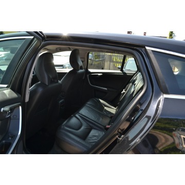 Volvo V60 2011,  2.0 benzyna, automat - Na sprzedaż za 27 900 zł - Częstochowa - zdjęcie 7