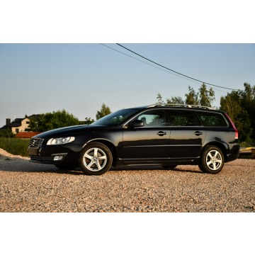 Volvo V70 2015,  2.0 diesel, automat - Na sprzedaż za 36 999 zł - Nowe Sójki - zdjęcie 6