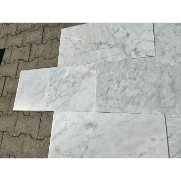 Płytka marmurowa Carrara Bianco 60x30x2 matowa - II gatunek