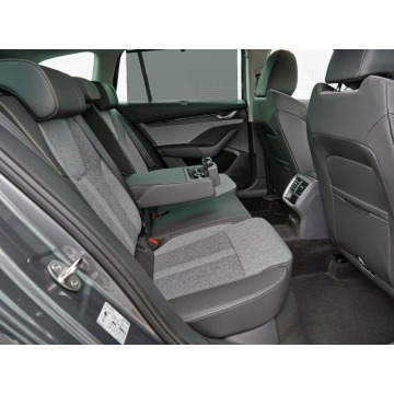 Skoda Octavia 2025,  1.5 benzyna, automat - Na sprzedaż za 140 000 zł - Chorzów - zdjęcie 10