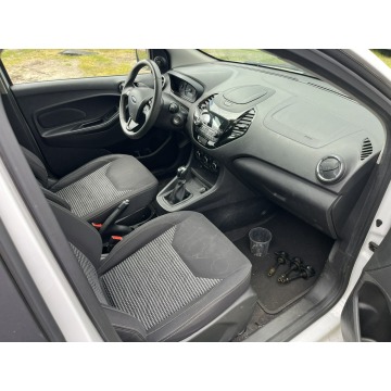 Ford KA  Hatchback 2019,  1.2 benzyna - Na sprzedaż za 23 900 zł - Zagórów - zdjęcie 8