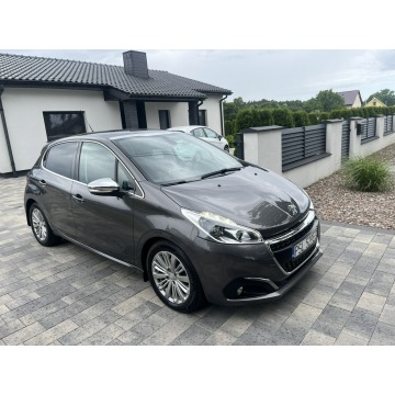Peugeot 208  Hatchback 2018,  1.6 diesel - Na sprzedaż za 30 000 zł - Zagórów - zdjęcie 2