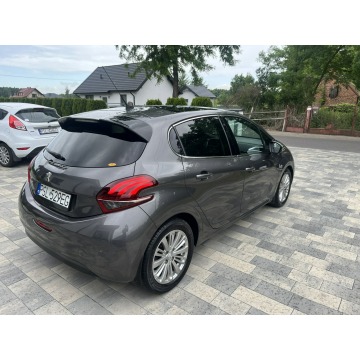 Peugeot 208  Hatchback 2018,  1.6 diesel - Na sprzedaż za 30 000 zł - Zagórów - zdjęcie 10