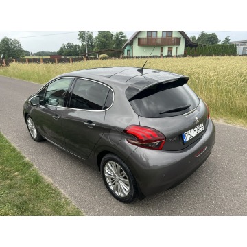 Peugeot 208  Hatchback 2018,  1.6 diesel - Na sprzedaż za 30 000 zł - Zagórów - zdjęcie 7