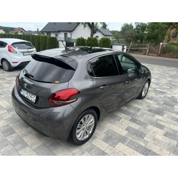 Peugeot 208  Hatchback 2018,  1.6 diesel - Na sprzedaż za 30 000 zł - Zagórów - zdjęcie 11