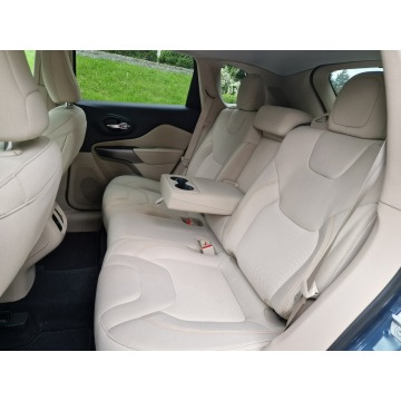 Jeep Cherokee  SUV 2020,  2.4 benzyna, automat - Na sprzedaż za 84 900 zł - Nowy Sącz - zdjęcie 12