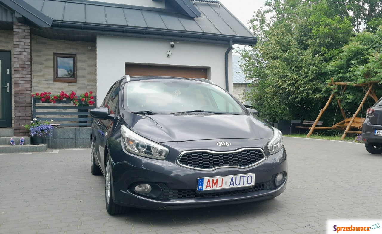 Kia Ceed 1.4 CRDi - 2013 • Zar...