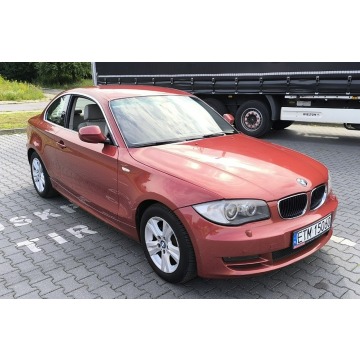 BMW Seria 1  Coupe/Sportowy 2010,  2.0 benzyna, automat - Na sprzedaż za 37 700 zł - Tomaszów Mazowiecki - zdjęcie 3