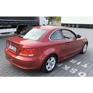BMW Seria 1  Coupe/Sportowy 2010,  2.0 benzyna, automat - Na sprzedaż za 37 700 zł - Tomaszów Mazowiecki - zdjęcie 4