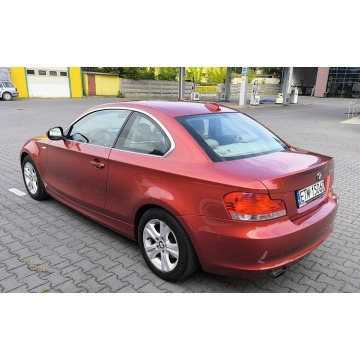 BMW Seria 1  Coupe/Sportowy 2010,  2.0 benzyna, automat - Na sprzedaż za 37 700 zł - Tomaszów Mazowiecki - zdjęcie 5