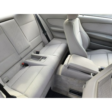 BMW Seria 1  Coupe/Sportowy 2010,  2.0 benzyna, automat - Na sprzedaż za 37 700 zł - Tomaszów Mazowiecki - zdjęcie 11