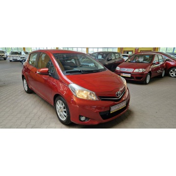 Toyota Yaris - Zobacz opis !! 1.3 Benzyna . W podanej cenie Roczna Gwarancja  !!