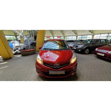 Toyota Yaris  Hatchback 2013,  1.3 benzyna - Na sprzedaż za 27 400 zł - Mysłowice - zdjęcie 4
