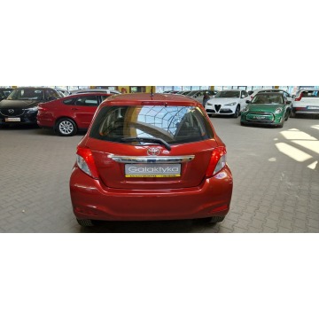 Toyota Yaris  Hatchback 2013,  1.3 benzyna - Na sprzedaż za 27 400 zł - Mysłowice - zdjęcie 8