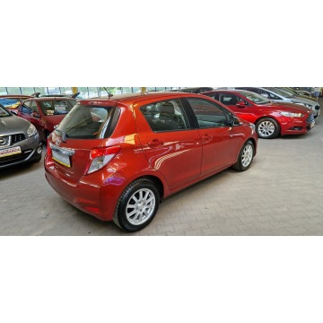 Toyota Yaris  Hatchback 2013,  1.3 benzyna - Na sprzedaż za 27 400 zł - Mysłowice - zdjęcie 9