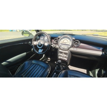 Mini Cooper  Kabriolet 2009,  1.6 benzyna - Na sprzedaż za 19 500 zł - Goczałkowice-Zdrój - zdjęcie 12