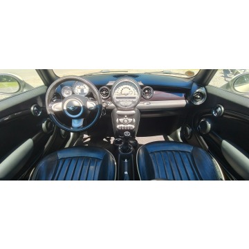 Mini Cooper  Kabriolet 2009,  1.6 benzyna - Na sprzedaż za 19 500 zł - Goczałkowice-Zdrój - zdjęcie 11