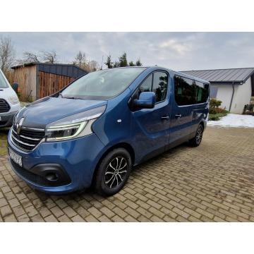Renault trafić automat 9 osobowy