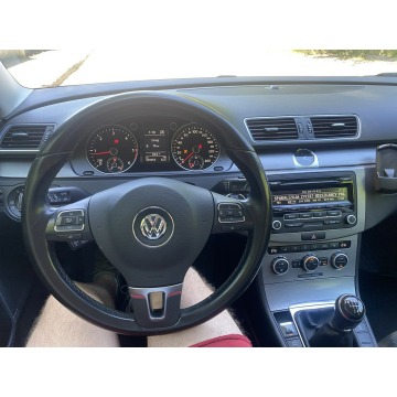 Volkswagen Passat 2013,  1.6 diesel - Na sprzedaż za 27 999 zł - Gostyń - zdjęcie 12