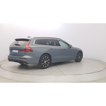 Volvo V60  Kombi 2022,  2.0 diesel, automat - Na sprzedaż za 73 200 zł - Warszawa - zdjęcie 7