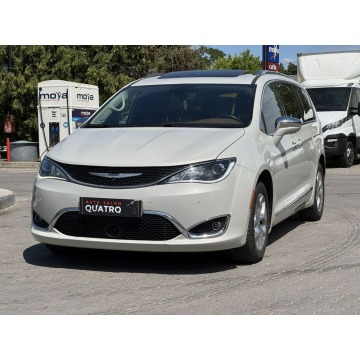 Chrysler Pacifica  Minivan/Van 2019,  3.6 benzyna, automat - Na sprzedaż za 129 500 zł - Warszawa - zdjęcie 2