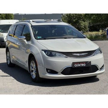 Chrysler Pacifica  Minivan/Van 2019,  3.6 benzyna, automat - Na sprzedaż za 129 500 zł - Warszawa - zdjęcie 3