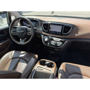 Chrysler Pacifica  Minivan/Van 2019,  3.6 benzyna, automat - Na sprzedaż za 129 500 zł - Warszawa - zdjęcie 8