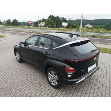 Hyundai Kona  SUV 2023,  1.0 benzyna, automat - Na sprzedaż za 99 900 zł - Wejherowo - zdjęcie 11