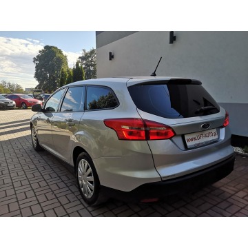 Ford Focus 2018,  1.5 diesel - Na sprzedaż za 32 900 zł - Strzegom - zdjęcie 7