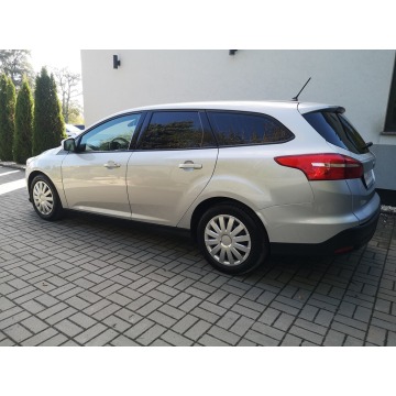Ford Focus 2018,  1.5 diesel - Na sprzedaż za 32 900 zł - Strzegom - zdjęcie 8