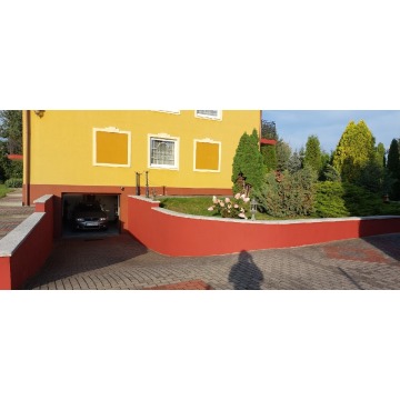 Sprzedam dom Gliwice, Czechowice -  wolnostojący trzypiętrowy,  pow.  511 m2,  działka:   2340 m2 - zdjęcie 4