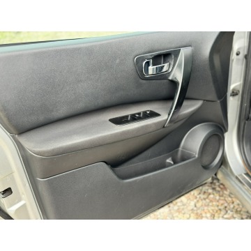 Nissan Qashqai  SUV 2008,  2.0 benzyna - Na sprzedaż za 20 900 zł - Reda - zdjęcie 10