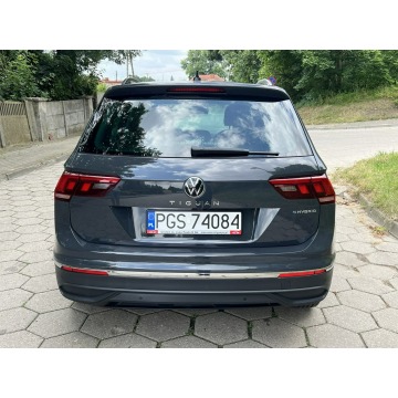 Volkswagen Tiguan  SUV 2023,  1.4 hybryda, automat - Na sprzedaż za 119 999 zł - Gostyń - zdjęcie 5