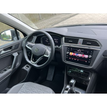 Volkswagen Tiguan  SUV 2023,  1.4 hybryda, automat - Na sprzedaż za 119 999 zł - Gostyń - zdjęcie 9