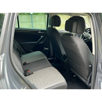 Volkswagen Tiguan  SUV 2023,  1.4 hybryda, automat - Na sprzedaż za 119 999 zł - Gostyń - zdjęcie 8