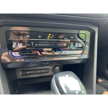 Volkswagen Tiguan  SUV 2023,  1.4 hybryda, automat - Na sprzedaż za 119 999 zł - Gostyń - zdjęcie 12