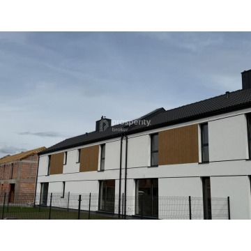 Sprzedam dom Umiastów - ,  pow.  109 m2,  działka:   596 m2 - zdjęcie 8