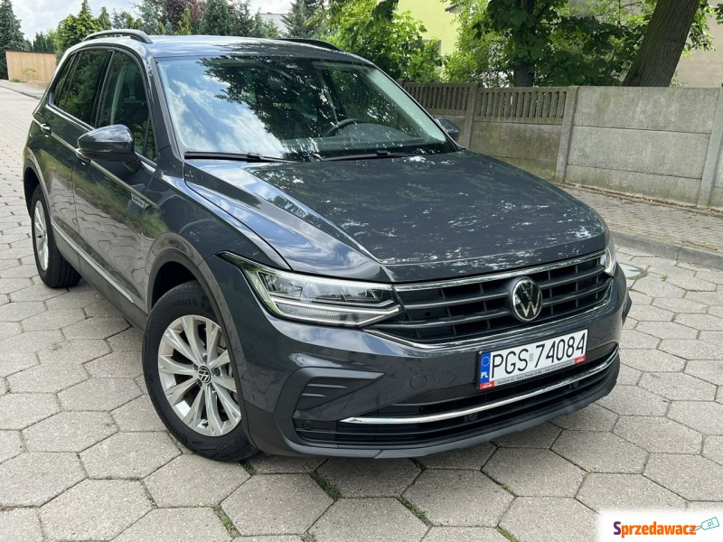 Volkswagen Tiguan  SUV 2023,  1.4 hybryda, automat - Na sprzedaż za 119 999 zł - Gostyń
