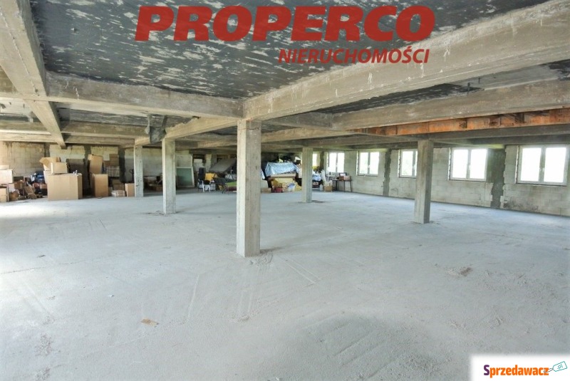 Lokal 360 m2, 2 piętro (bez wi...