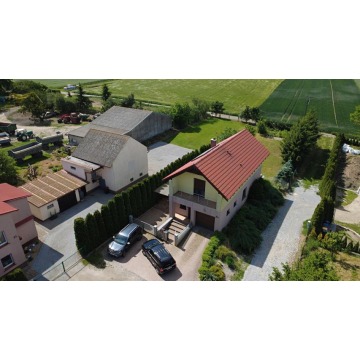 Dom 125m2, 700m2 działka