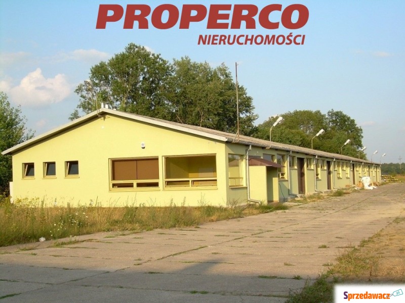 Hala magazynowa 986 m2, działka...