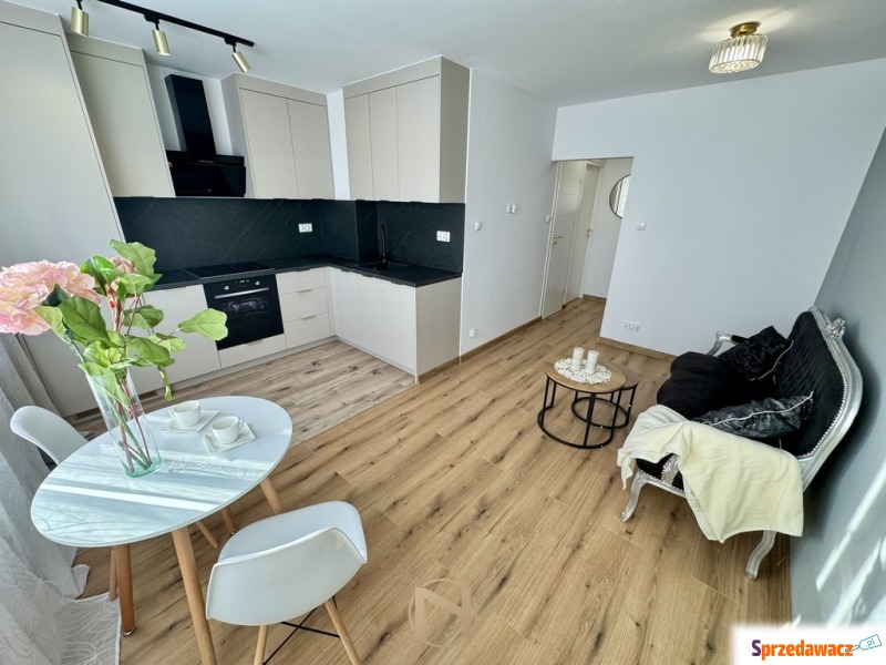 Mieszkanie na sprzedaż, 35m², 2...