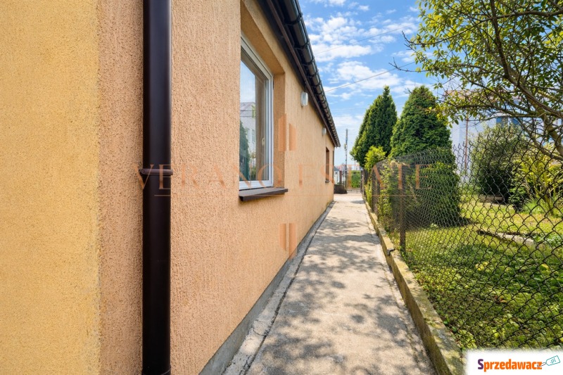Sprzedam dom Maków Mazowiecki - ,  pow.  80 m2,  działka:   821 m2