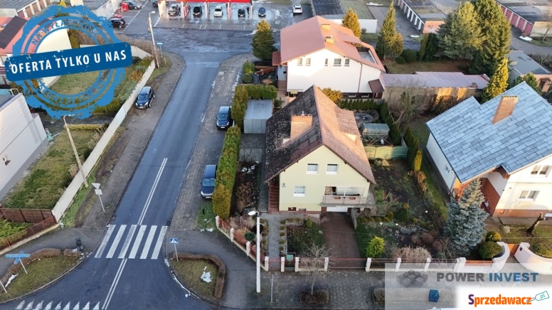 Sprzedam dom Leszno - ,  pow.  160 m2,  działka:   593 m2