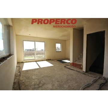 Sprzedam dom Pogroszew -  bliźniak,  pow.  146 m2,  działka:   500 m2 - zdjęcie 2