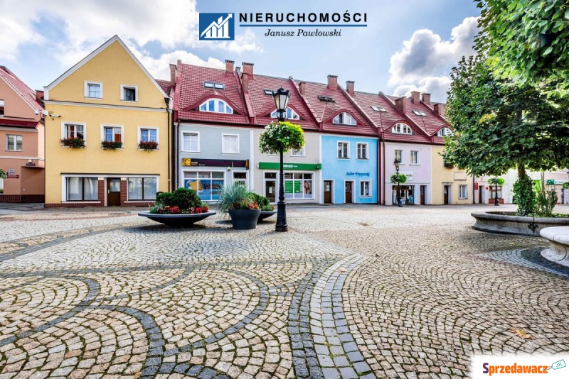 Sprzedam dom Polkowice -  trzypiętrowy,  pow.  241 m2,  działka:   120 m2
