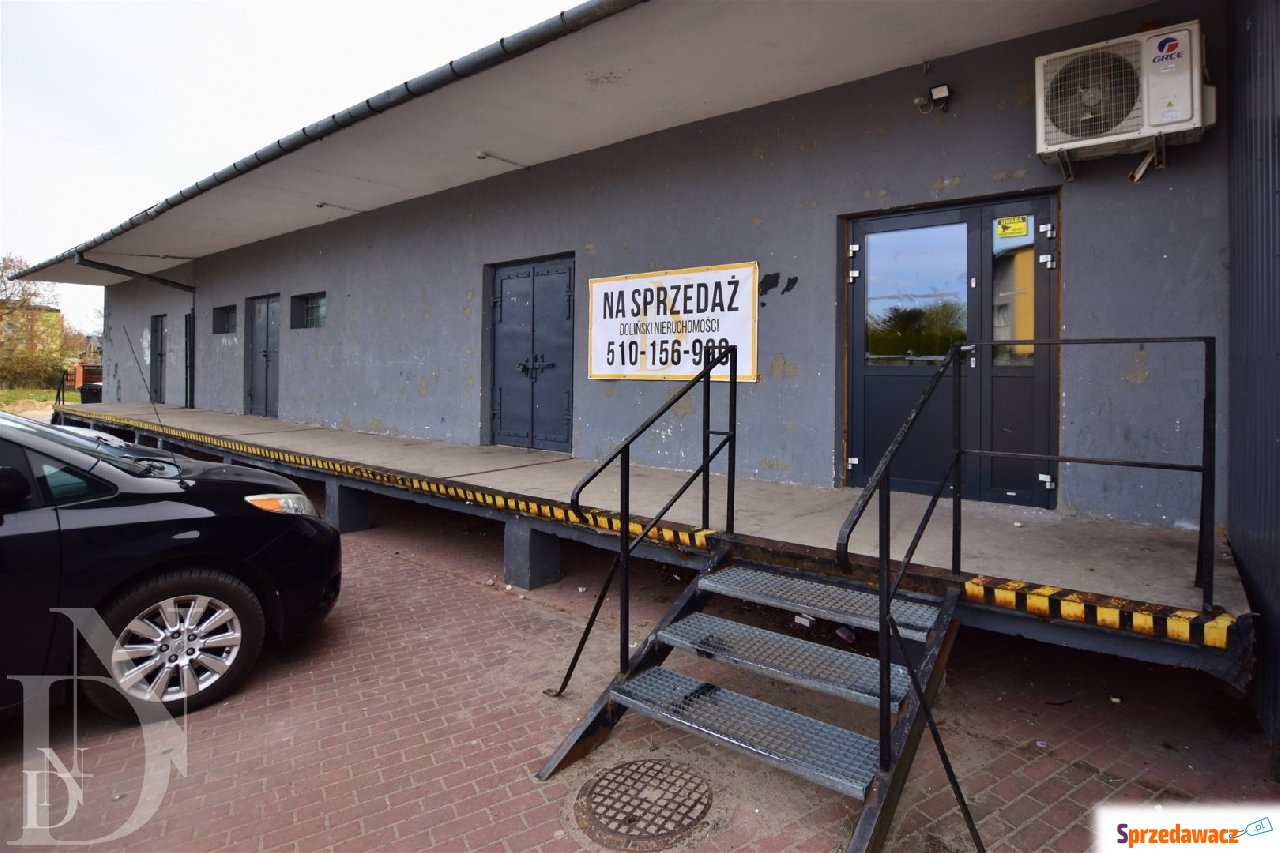 Hala 300 m² | centrum | parking...